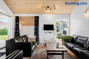 8 Person Holiday Home in Borkop - Image 5