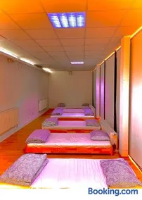 A.G ROMANA HOSTEL - Image 4