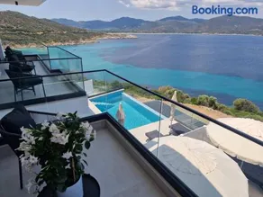 Alexandria Seaside Luxury Villas in Kriaritsi - Image 2