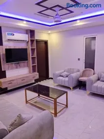 Crimson Hotel - Image 3