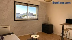 Studio bord de Loire - Image 1