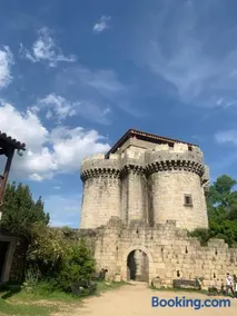 El Encanto de Abadía - Image 1