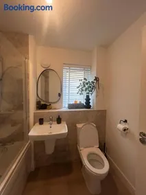 Cosy Private room in the heart of Bedlington - Image 5