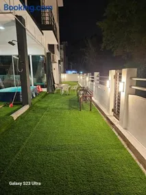 Azalea Homestay with Private Pool & Barbecue - Image 1