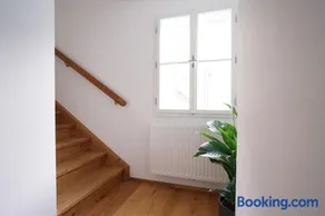 Authentic Austrian Flat in the South of Vienna - Image 2