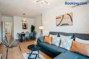 tuGuest Halcón Apartment - Image 1