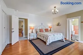 351CA 351 Catalina Ave - Image 4