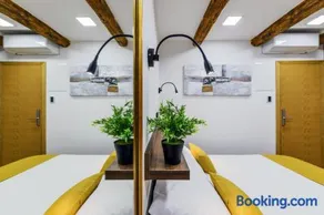 Urban Apartments with sauna - Image 2