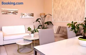 Rome Sea Suites Casa Vacanze Mare, Shopping, Relax - Image 1