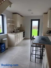 Duplex/2 Bedrooms on Kildare/Carlow/Laois Border - Image 3