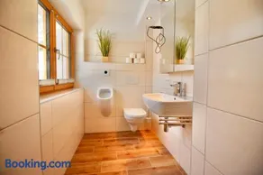 Chalet Mama - Image 3