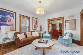 Illini Dream House With Historic Retreat Near UIUC - Image 1