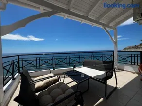 Thalassa Apartments - Image 1