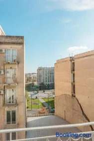 100m2 Luxury Apartment in the Heart of Athens - Living Stone Emerald - Image 1