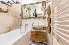 Old Town Vintage Apartment Sturova - Image 3