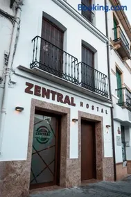 Hostal ZENTRAL - Image 1