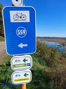 Entre Deux Eaux - Image 2
