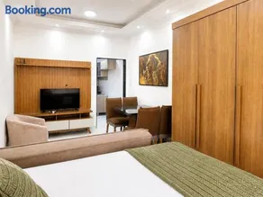 Central Rio Studio - AC, Wi-Fi & 24h Front Desk - Image 1
