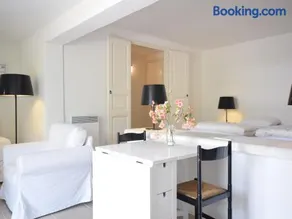 Apartment in Montbrun-les-Bains near forest - Image 1