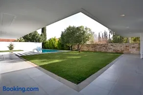 ΒΙΛΑ ΜΕ ΠΙΣΙΝΑ ΣΤΗΝ ΠΑΙΑΝΙΑ - Image 5
