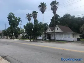 The Bungalow - Image 3