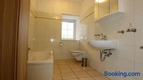 Ferienwohnung Iris auf Hof Stallegg - Image 2