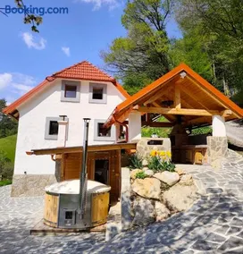 Kmetija Karničnik-kmečka hiša Matejka with Hot tub&Sauna - Image 1