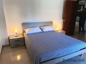 Home Marí - Image 3