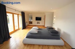 Craig Alvah Lodge - Image 3