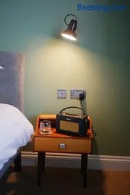The Alma Taverns Boutique Suites - Room 4 - Hopewell - Image 2