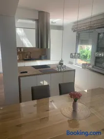 Apartmani Emilio Novalja - Image 3