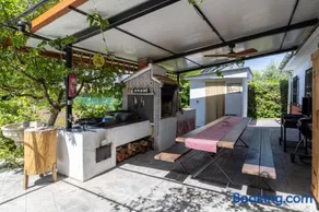 La Casa de Mi Abuela - Image 2
