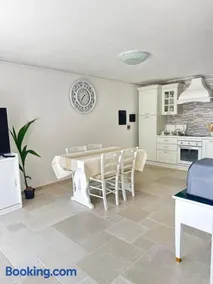 Relax House Sardara - Image 3