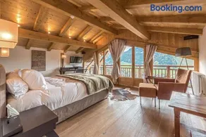 Chalet Omaroo Morzine - by EMERALD STAY - Image 2