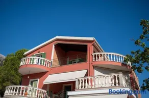 Ouzaki House - Image 1