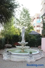 Flamingo - Image 2