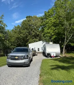 Cozy Camper - Image 3