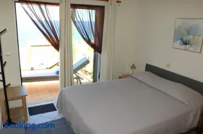 Seaview Tranquility Steps from the Ocean & Stunning Sunsets - Image 4