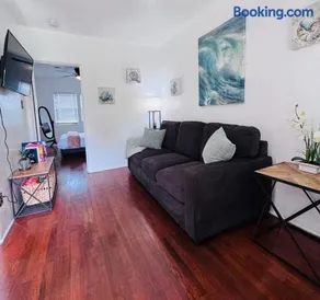 Cozy 1bed Home near Down Town SD - Image 2