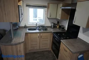 MPoint36 at Tattershall Lakes Hot Tub Lake Views 3 Bedrooms - Image 5