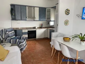 CASA DEL PEZ Vivienda a pie de calle en Agua Amarga a 250 metros de la playa - Image 1