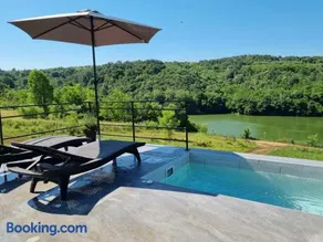 Glamping A frame lake Heated pool - Image 1