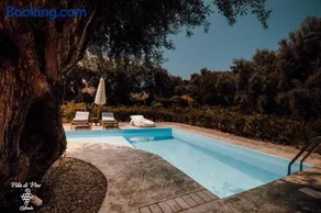Villa di Vino - Image 2