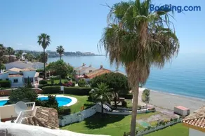 Arena Beach - Image 1