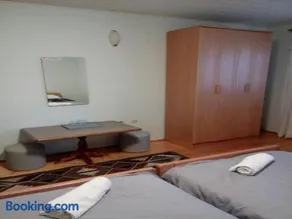 House Nada - Image 3