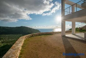 Villa Orizzonte - Ground Floor Apartment with shared pool & amazing view - Image 4