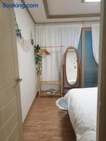 Luna Casa - Image 1