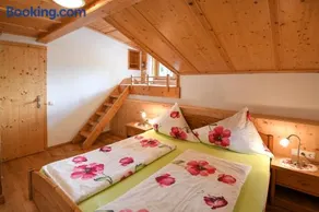 Strickhof - Image 1