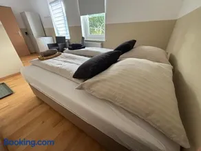 Zimmer für 2 Personen-Bad-Kühlschrank-TV-11 - Image 3