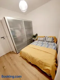 Luxury modern new apartment with garden&free parking,close to Wroclaw self check-in 24h - Image 4